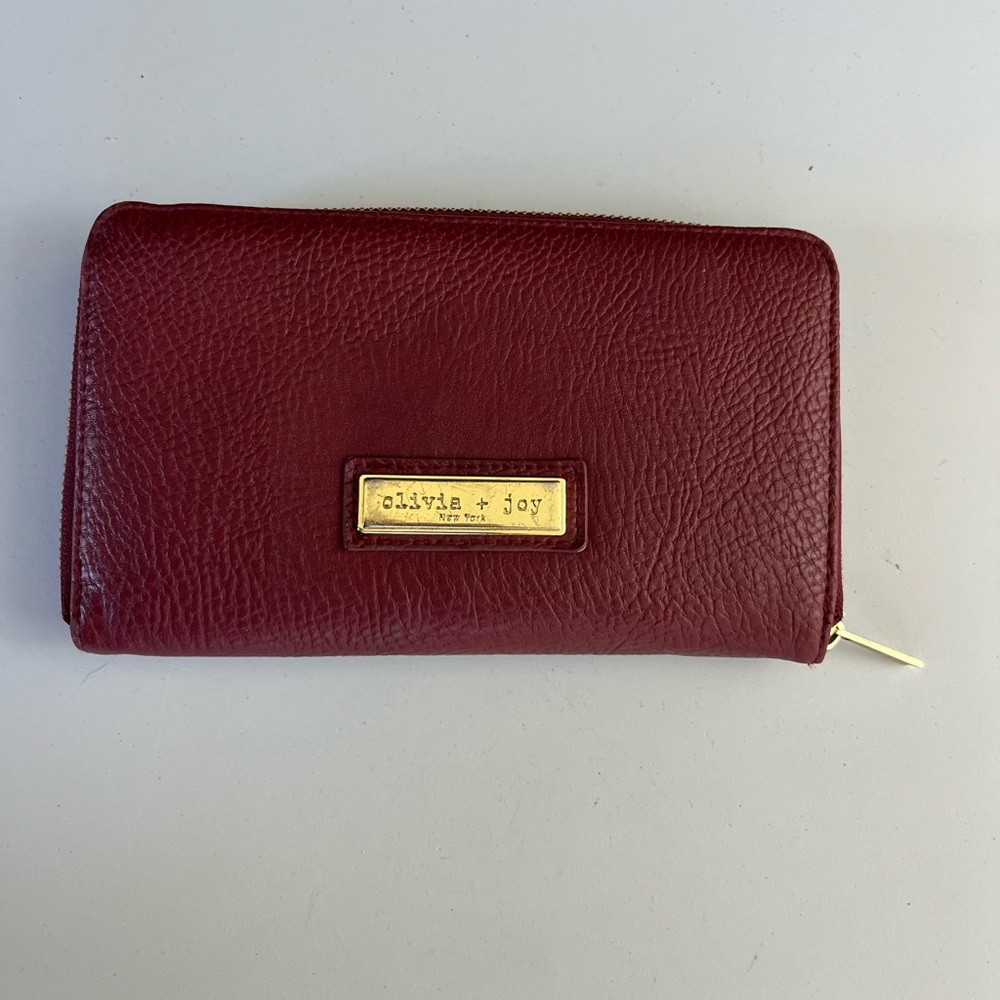 Olivia and Joy wallet